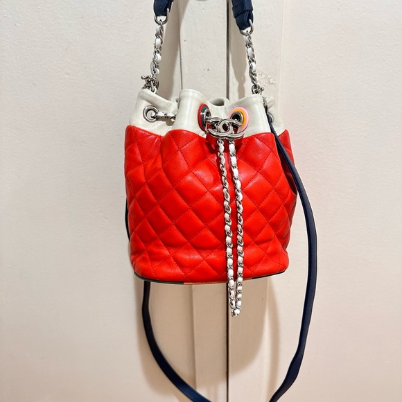 SALE!!!! CHANEL Lambskin Quilted Cuba Drawstring Tote Red White Blue - Picture 9 of 12